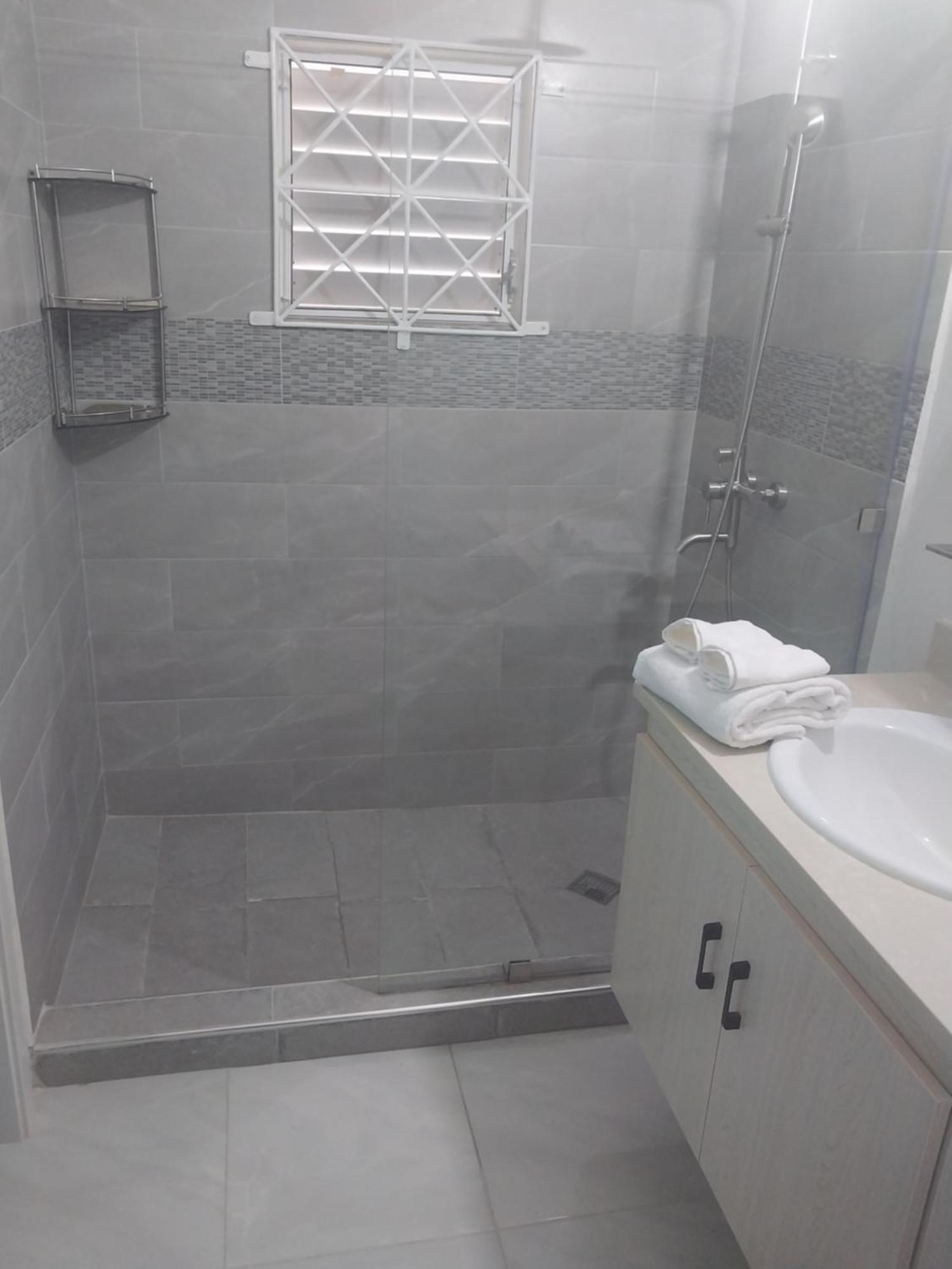 Debs Cozy Cove Villa Discovery Bay Kültér fotó